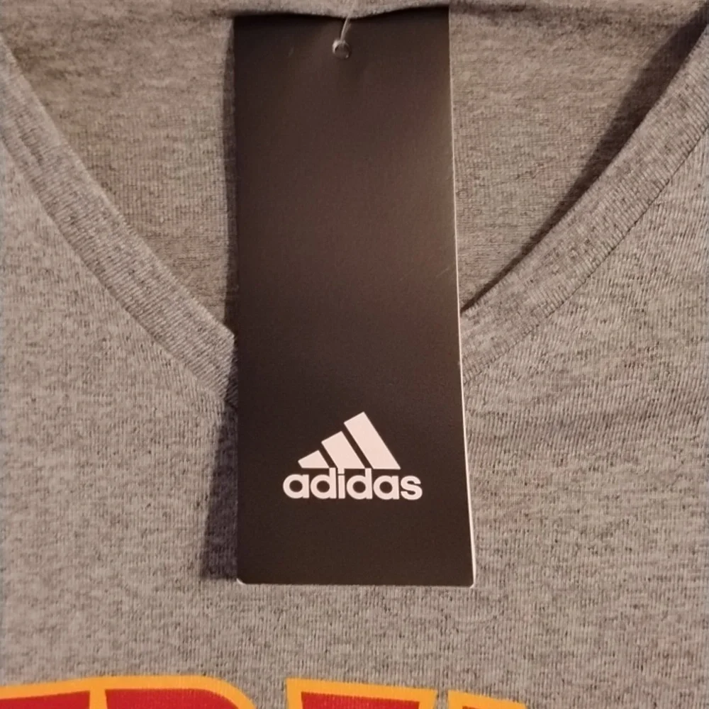 Adidas Women's Gray St. Francis Cross Country Short Sleeve T-Shirt, Size: M NWT - Picture 3 of 10